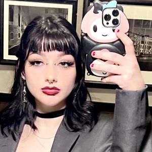 Meet your Posher, Julie